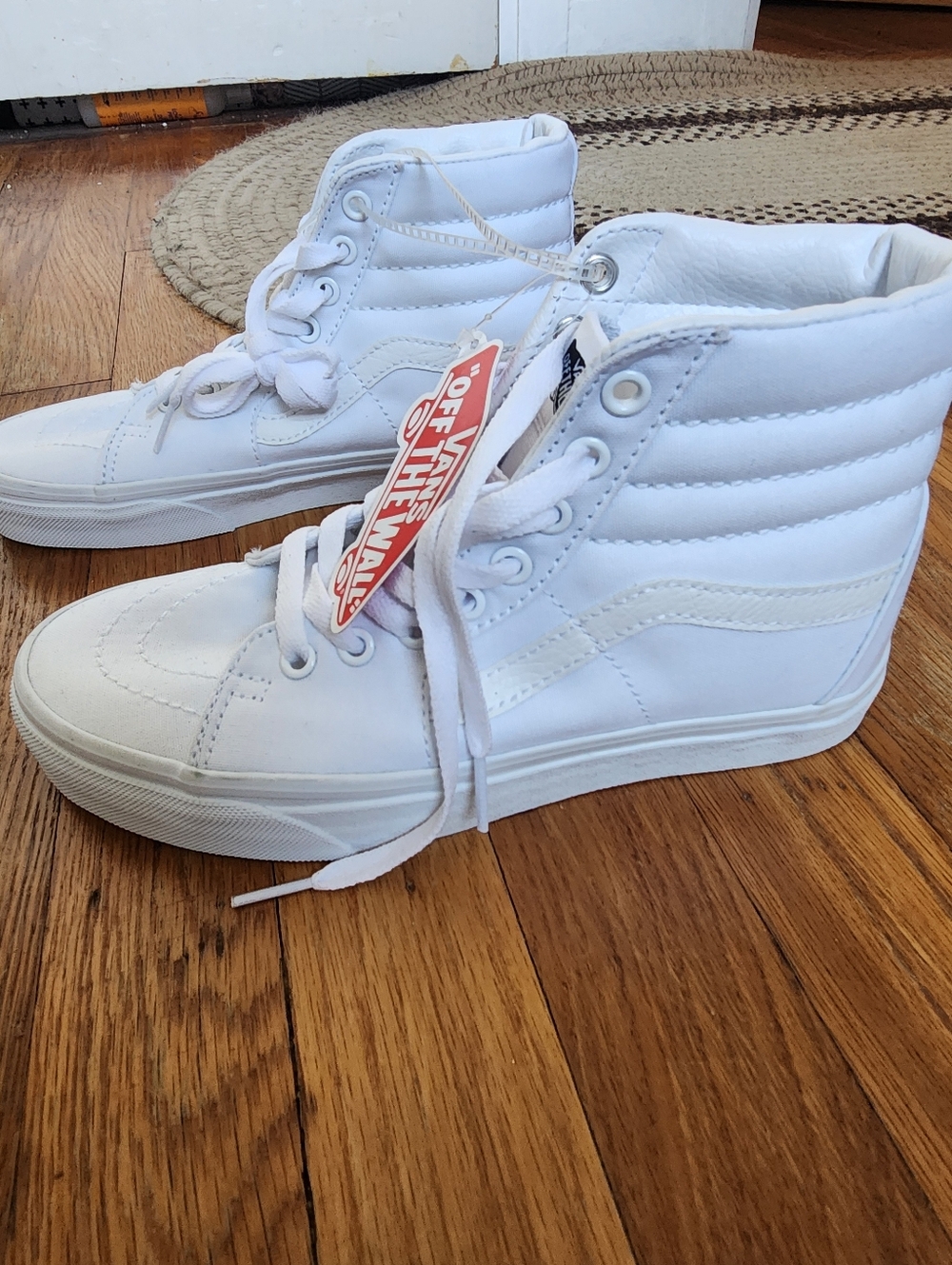 Vans Sk8-Hi Sneakers in White